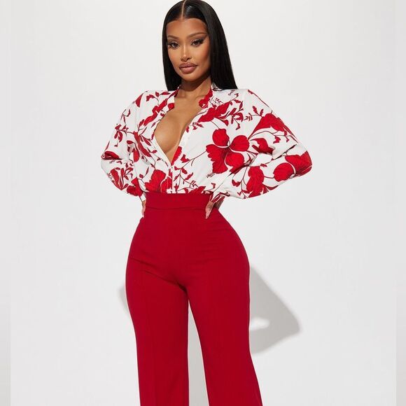 Fashion Nova New Floral Red and White Women's Top Black Logons Sleeve Size L - Picture 1 of 8